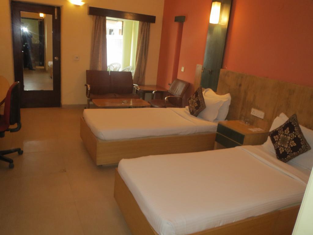 Green Villa Bed & Breakfast Nova Deli Exterior foto